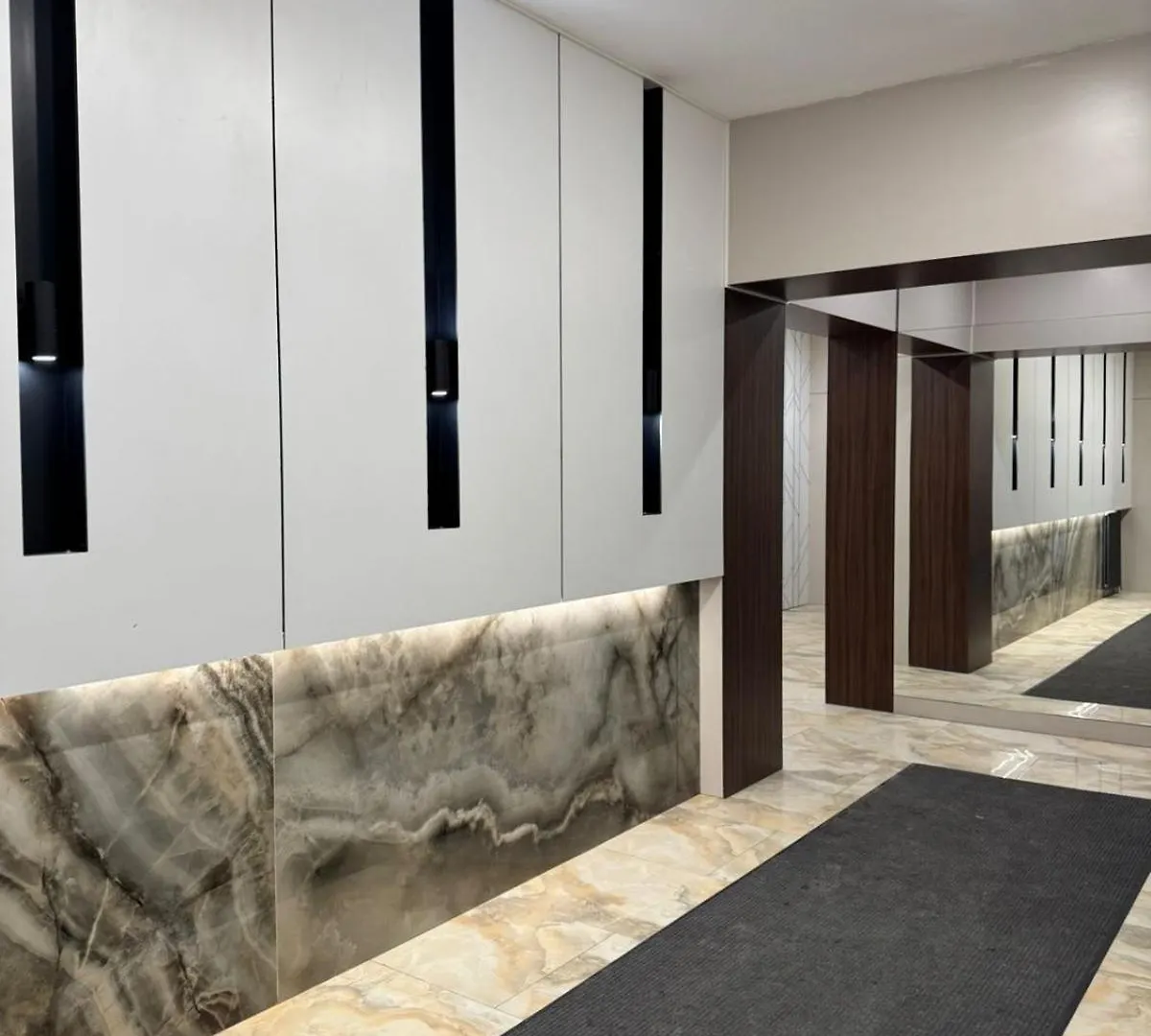 Двухкомнатная Студия С Роскошным Видом На Горы И На Город Almaty Apartment