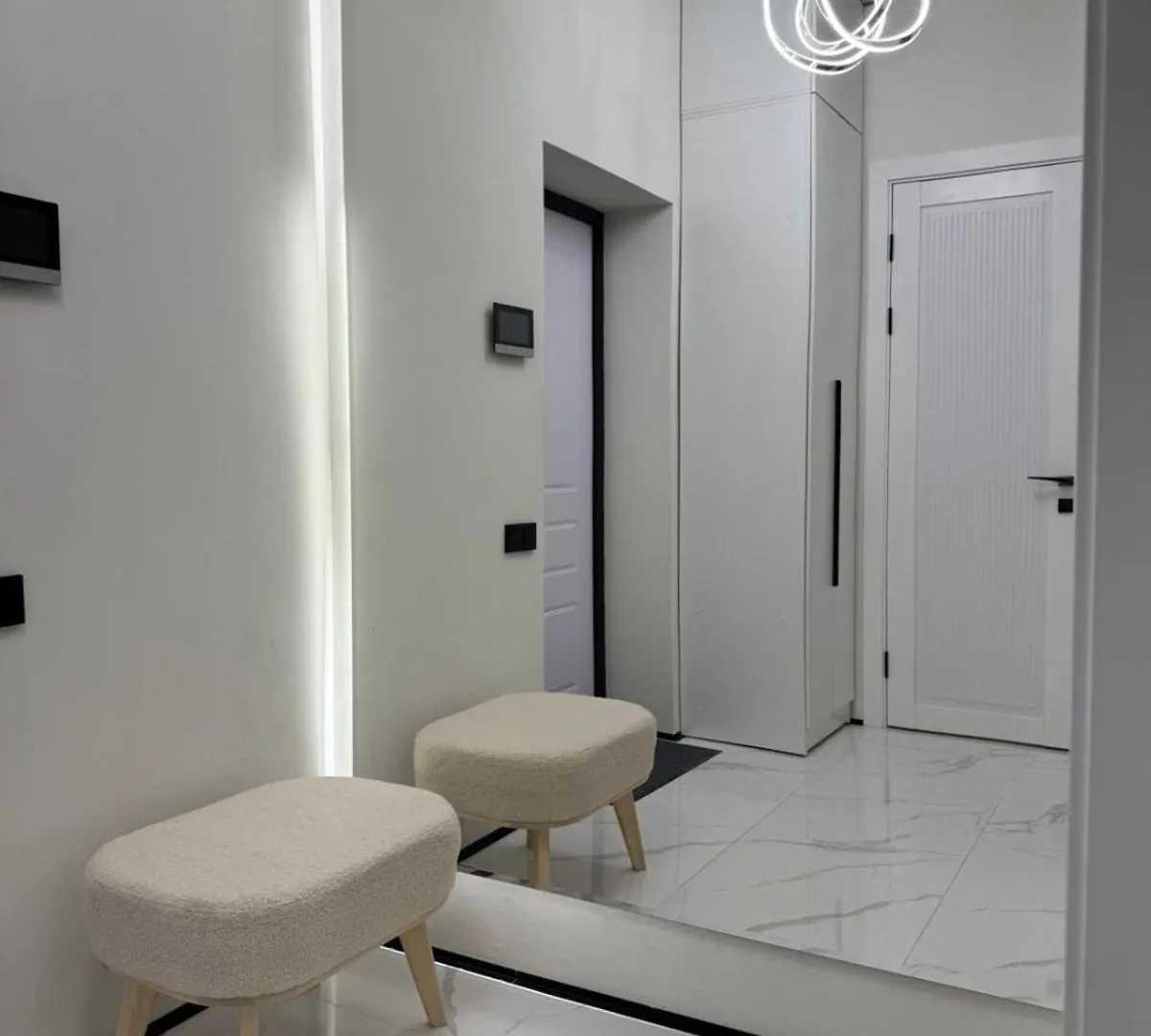 Apartment Двухкомнатная Студия С Роскошным Видом На Горы И На Город Almaty