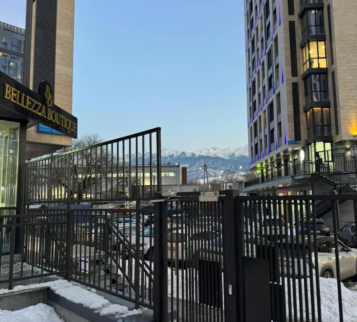 Двухкомнатная Студия С Роскошным Видом На Горы И На Город Almaty