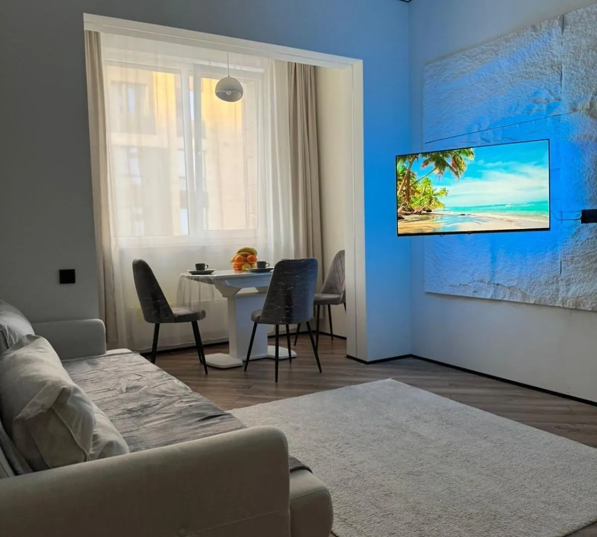 Двухкомнатная Студия С Роскошным Видом На Горы И На Город Almaty Apartment